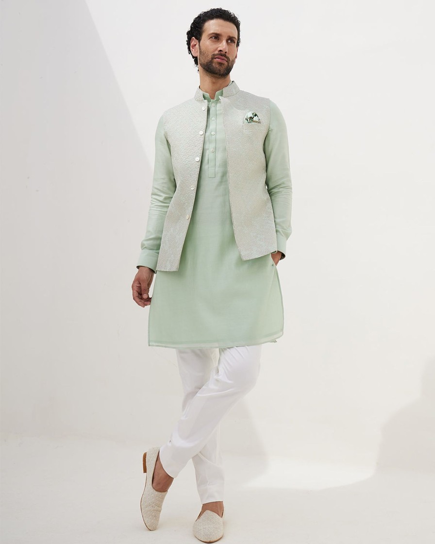 Mens Arjan Dugal | Sage Green Banarasi Scallop Kurta Set