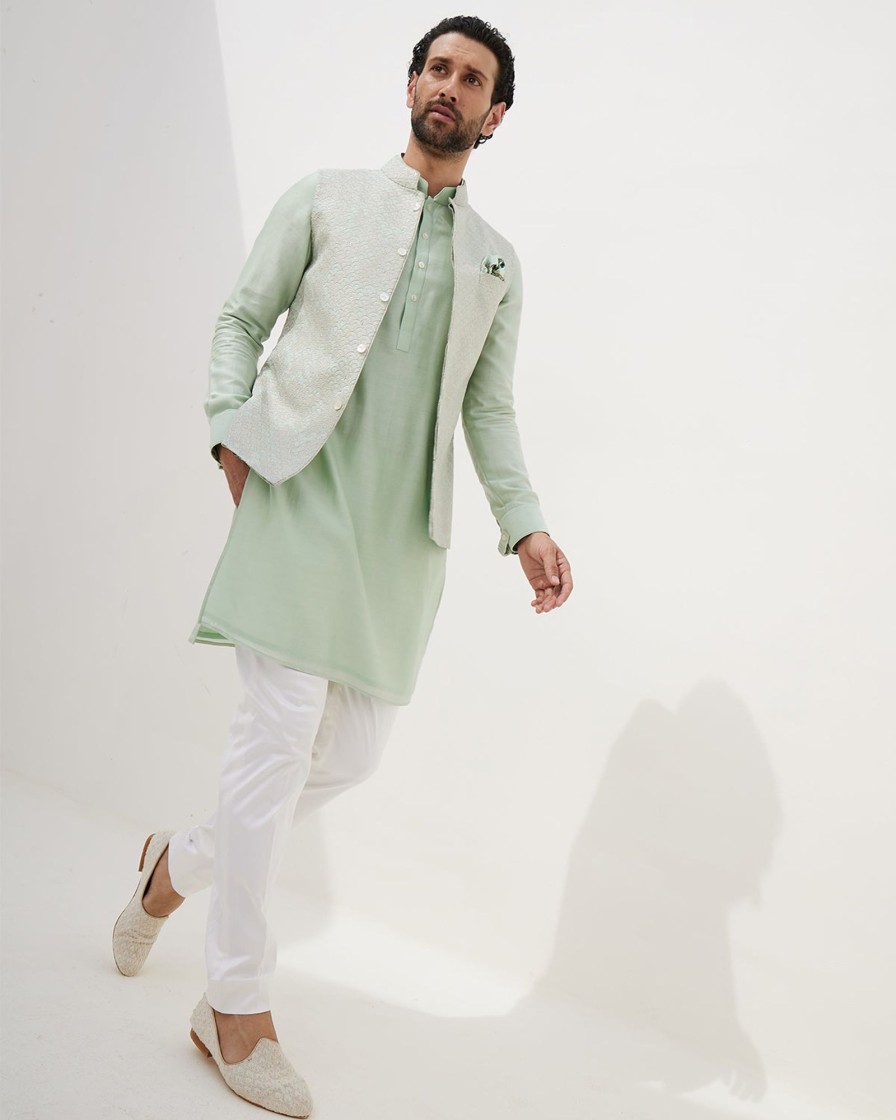 Mens Arjan Dugal | Sage Green Banarasi Scallop Kurta Set