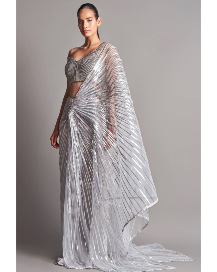 Bridal Amit Aggarwal | Silver Metallic Winged Sari