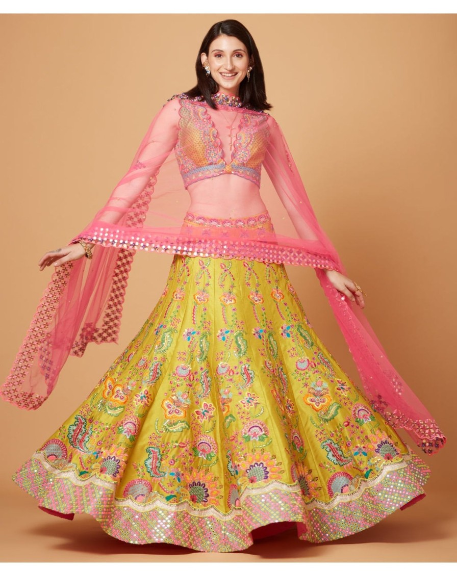 Womens Siddhartha Bansal | Signature Yellow Floral Embroidered Lehenga Set