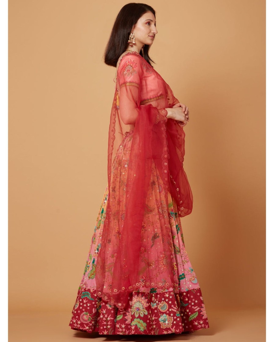 Womens Siddhartha Bansal | Peach-Pink Ombre Embroidered Lehenga Set