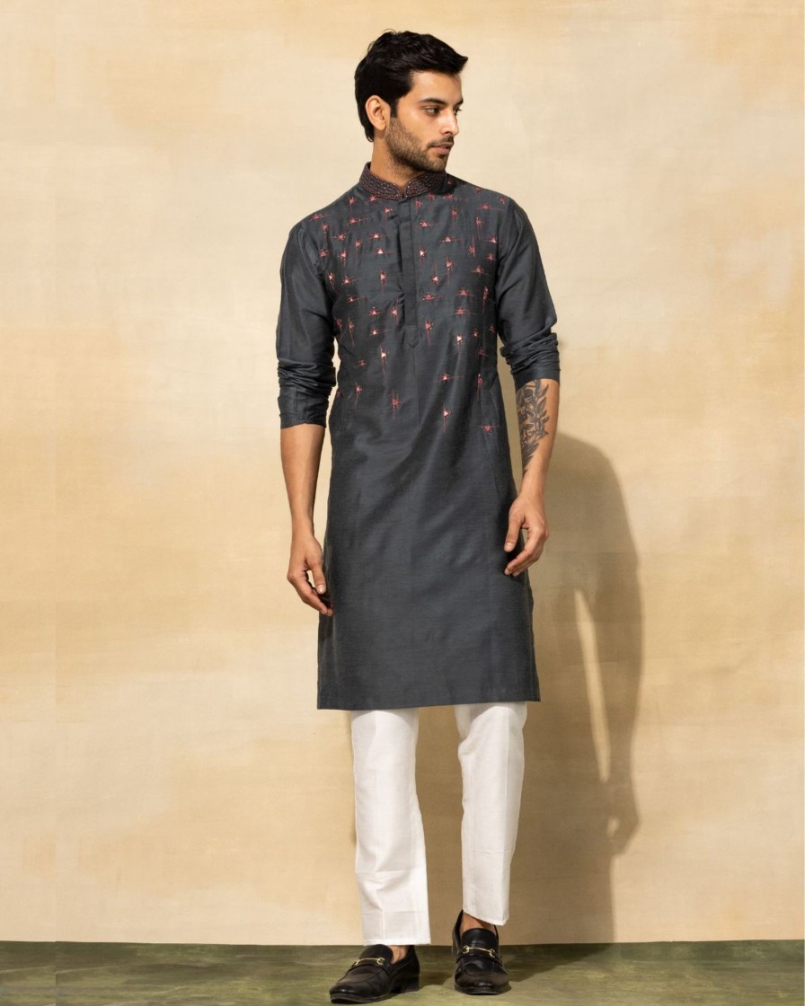 Mens Diya Rajvvir Mens | Gray Triangle Embroidered Kurta Set