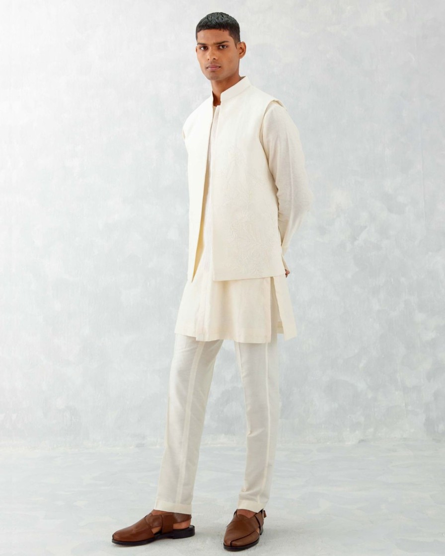 Mens Devnaagri Mens | Ivory Kurta With Embroidered Bandi Set