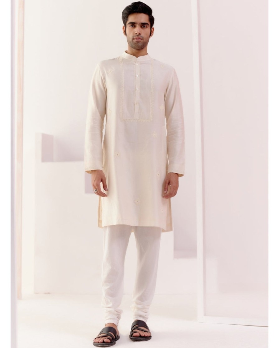 Mens Devnaagri Mens | Ivory Self Embroidered Chanderi Kurta Set