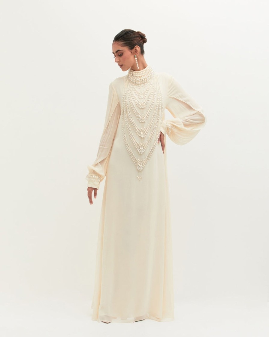 Bridal Mala u0026 Kinnary | Ivory Mala Maxi With Sleeves