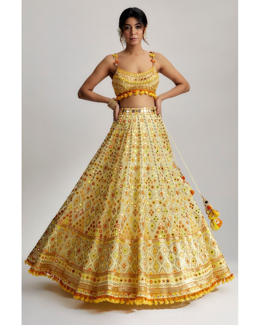 Bridal Gopi Vaid | Ashi Lehenga With Cape Set