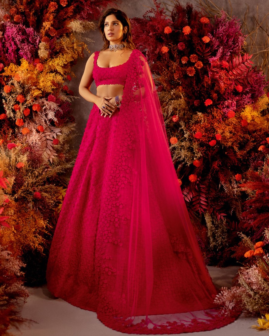 Bridal Mrunalini Rao | Sheer Mudra Lehenga Set (In Red)