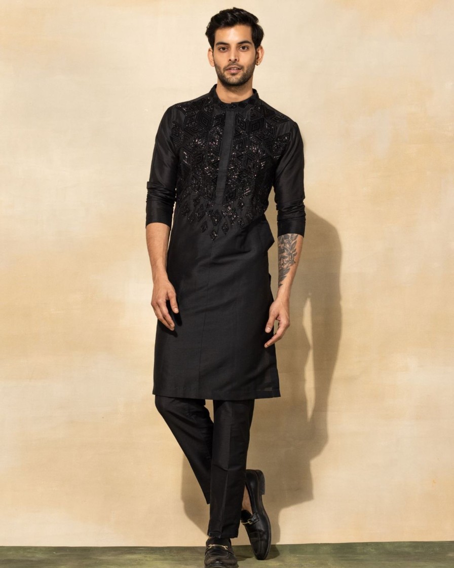 Mens Diya Rajvvir Mens | Black Diamond Embroidered Kurta Set