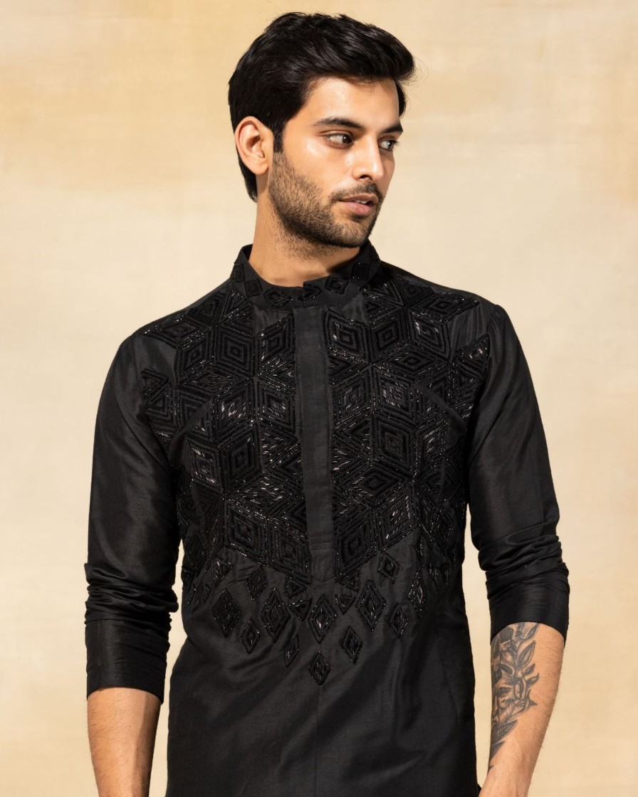 Mens Diya Rajvvir Mens | Black Diamond Embroidered Kurta Set