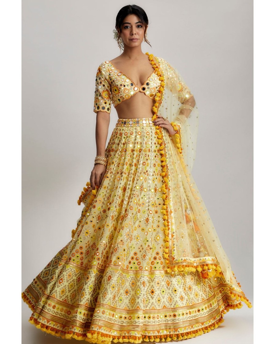 Bridal Gopi Vaid | Anha Lehenga Set