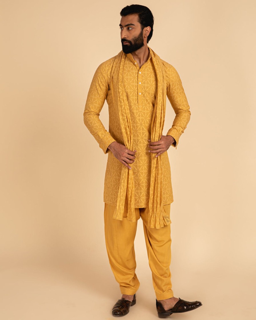 Mens Arjan Dugal | Yellow Jamdani Hand Woven Kurta Set