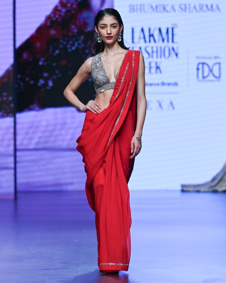 Womens Bhumika Sharma | Red 6 Yard Sari With An Embroidered Blouse