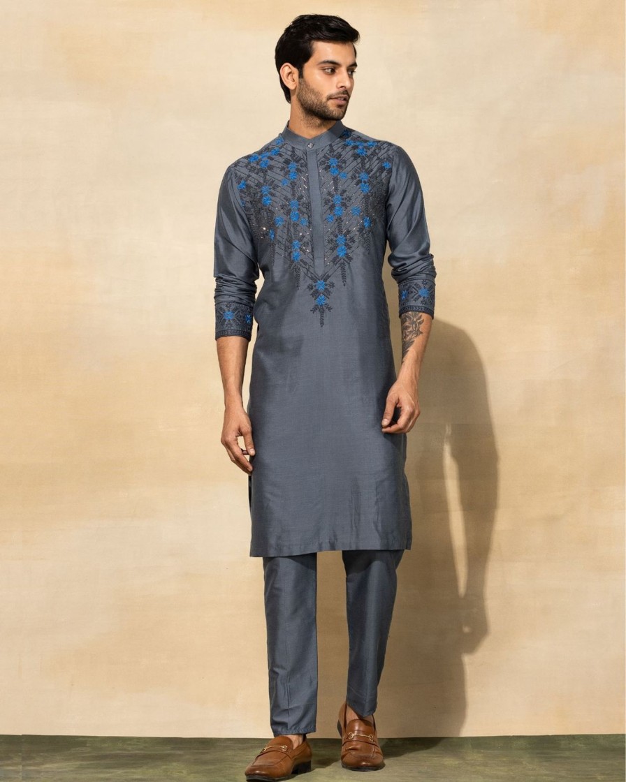 Mens Diya Rajvvir Mens | Gray Cutdana Embroidered Kurta Set