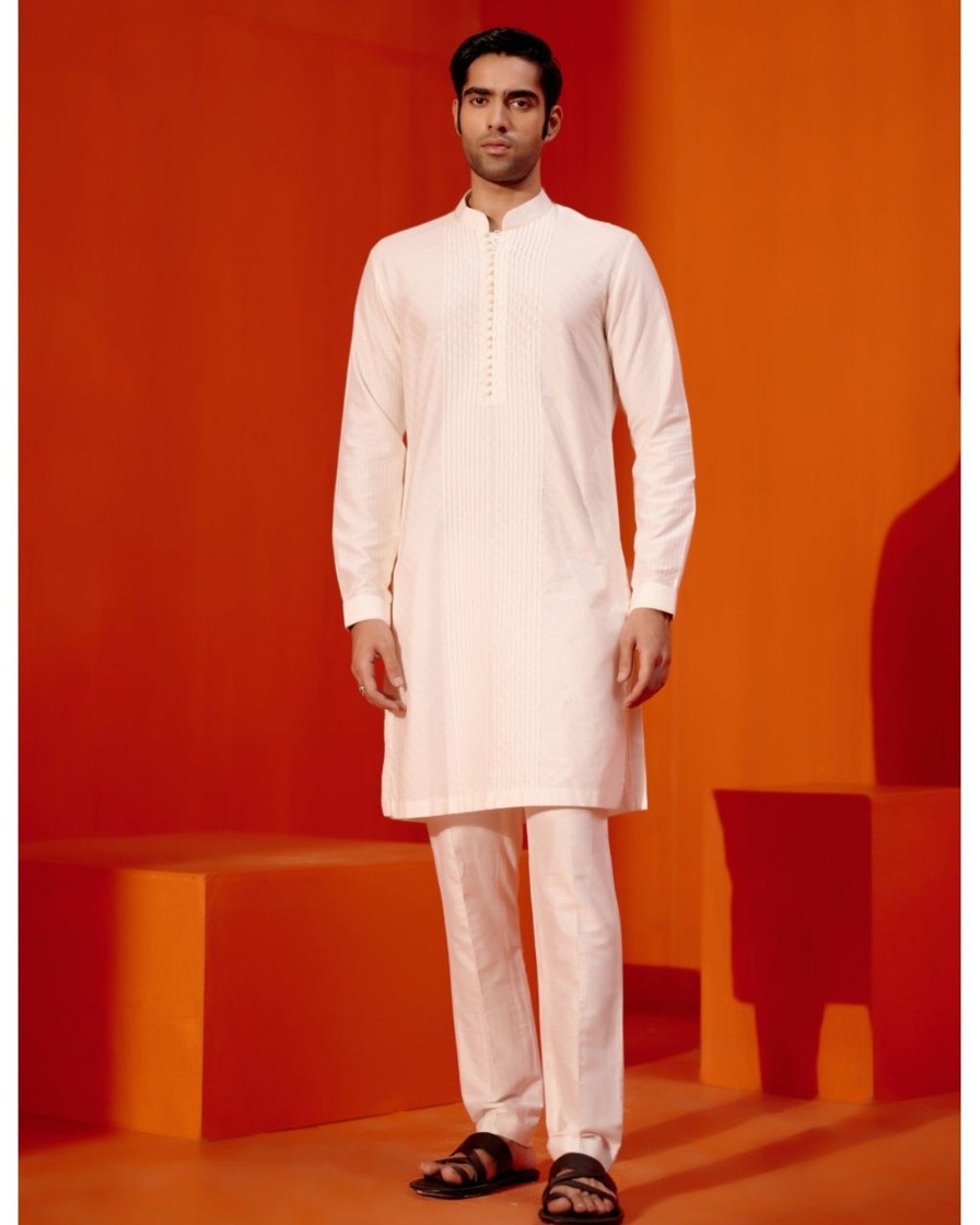 Mens Devnaagri Mens | Ivory Pin Tucks Detailed Kurta Set