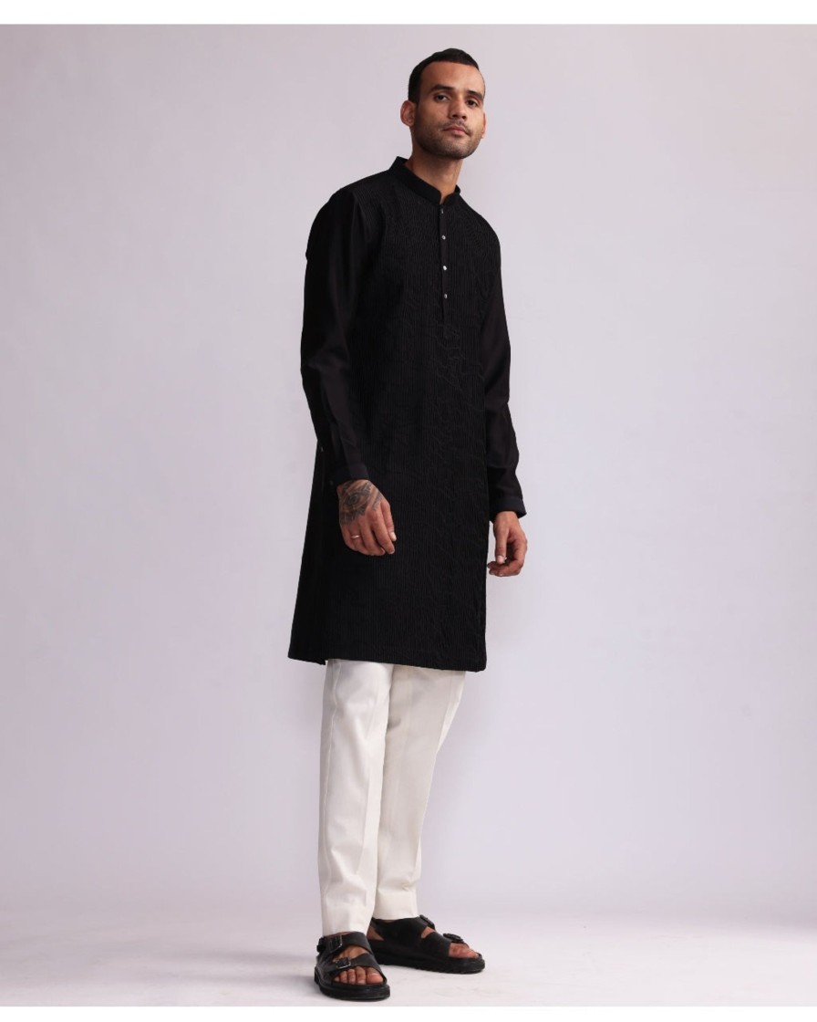 Mens Country Made | Black Contour Line Pin Tucks Embroidered Kurta Set